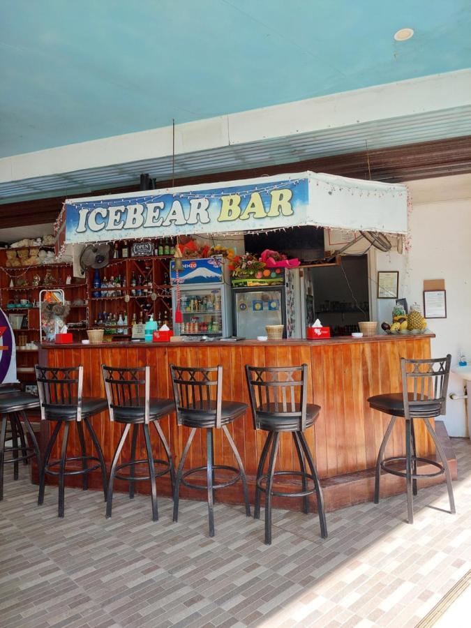 Ice Bear Bar & Tourist Inn Dauis Extérieur photo